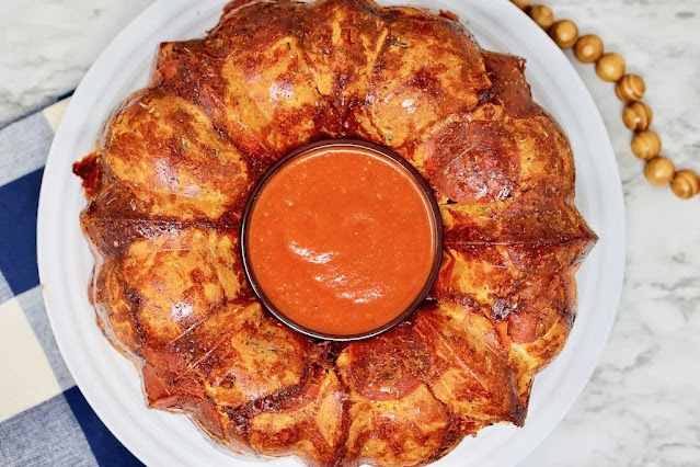 Pull-Apart Pizza Bread