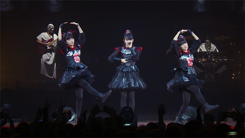 BABYMETAL performing Awadama Fever