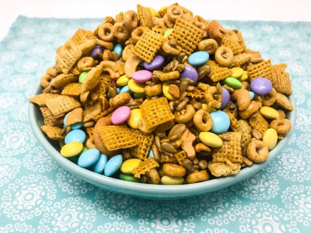 Honey Bunny Easter Chex Mix