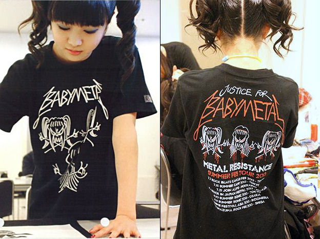 Moa wearing Metallica-inspired T-shirt