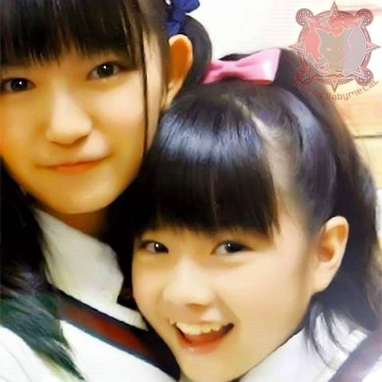Suzuka and Yui in Sakura Gakuin