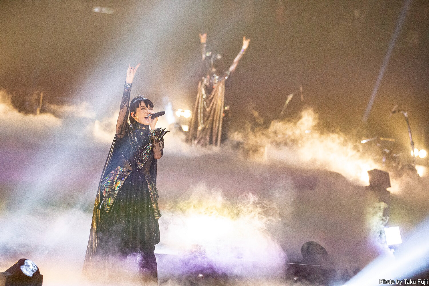 BABYMETAL performing The One at 2021 Budokan