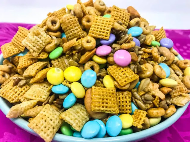 Honey Bunny Easter Chex Mix