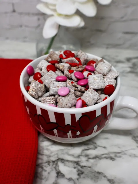 Valentine Muddy Buddies