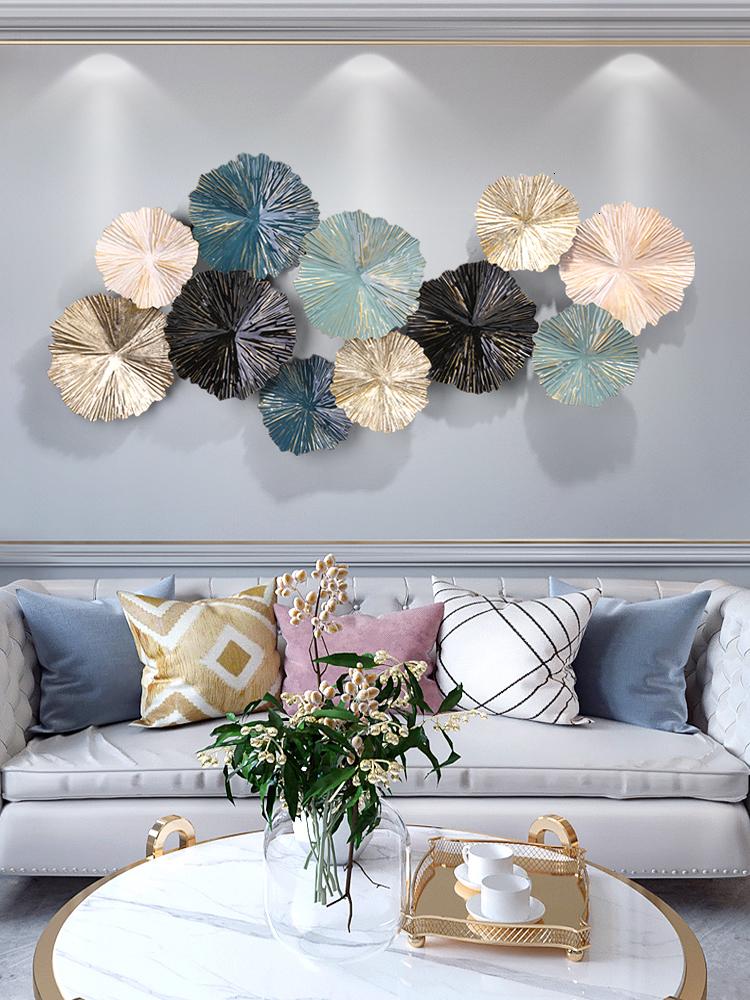 aesthetic living room wall decor