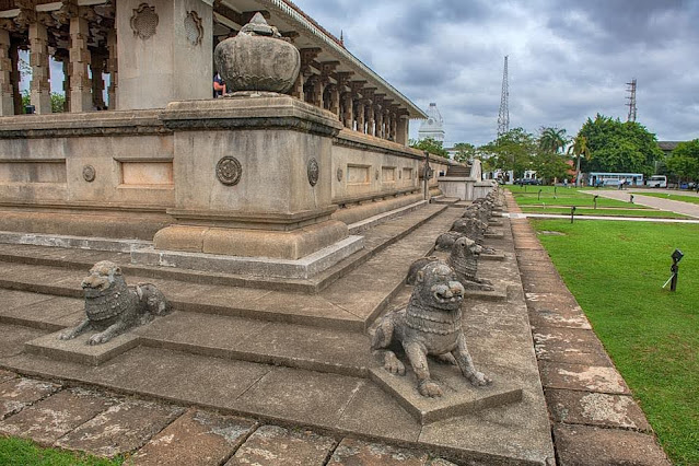 නිදහස් දවසේ - නිදහස් අනුස්මරණ ශාලාව 🏛🏛🎆 (Free Memorial Hall) - Your Choice Way