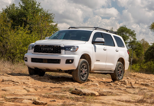 2022 Toyota Sequoia Review