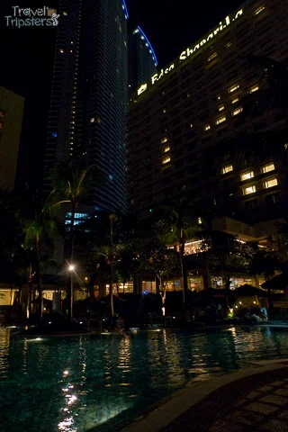 edsa shangrila hotel pool