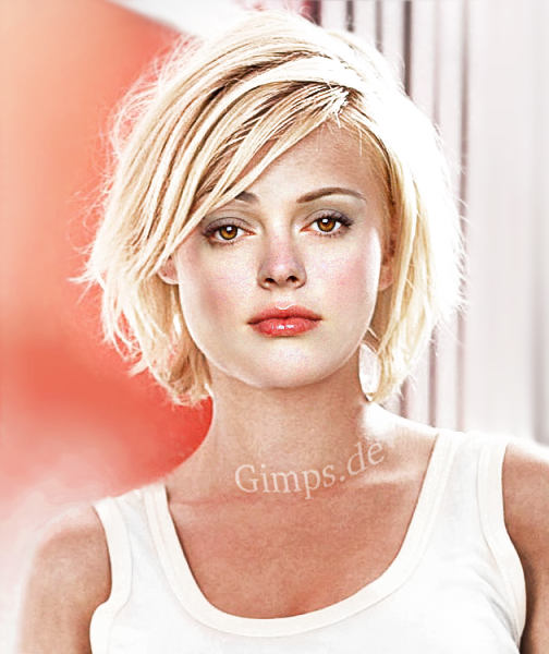 The Short Bob hairstyle suit square and oval shaped faces. 