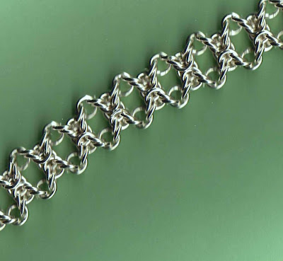 Web - free chainmail patterns for jewelry