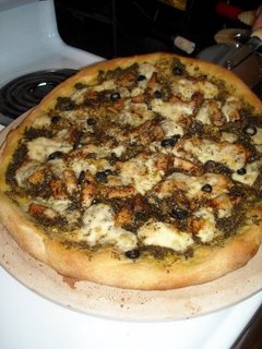 [chicken+pesto+pizza.jpg]