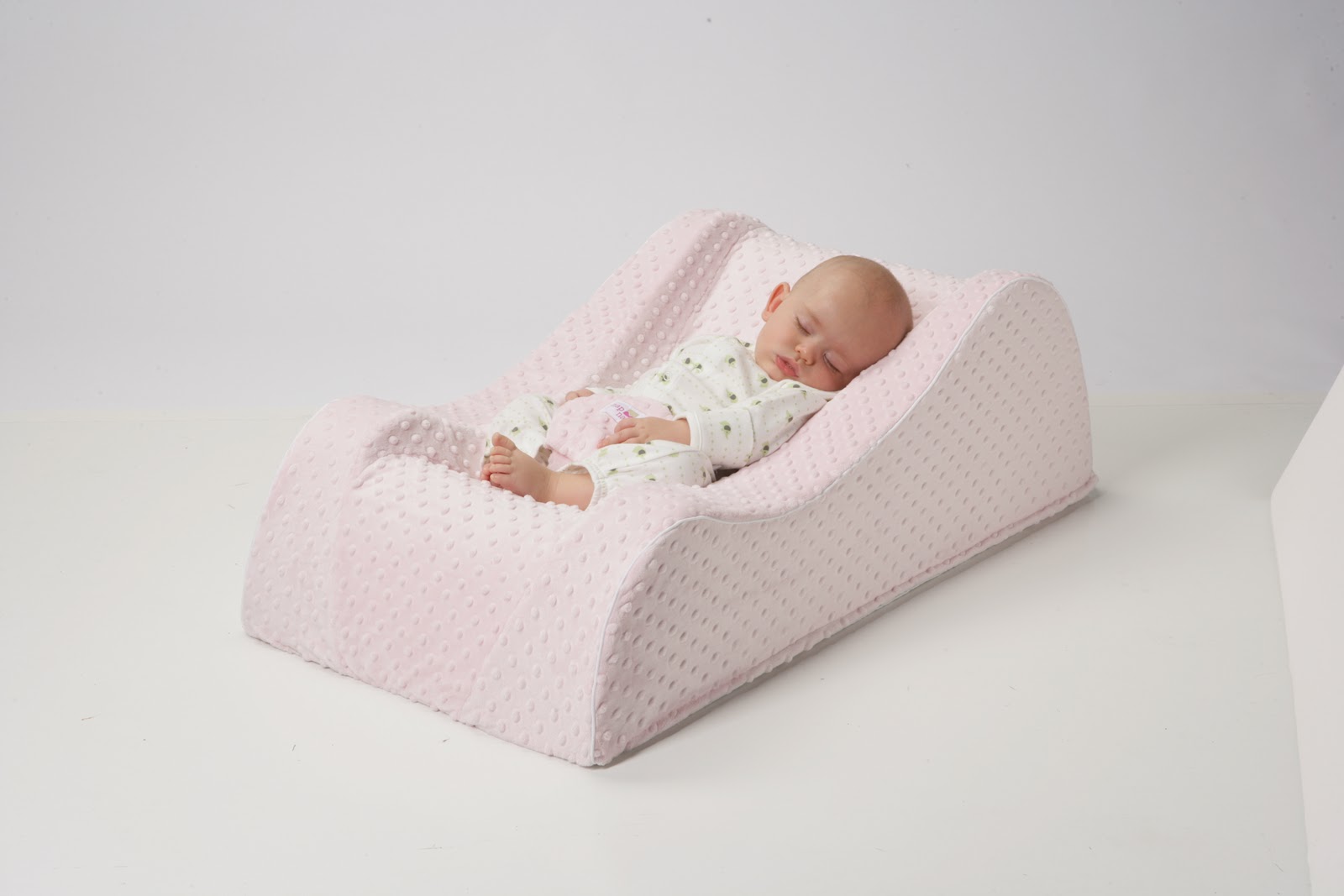 So Mommy Reviews Nap Nanny GIVEAWAY