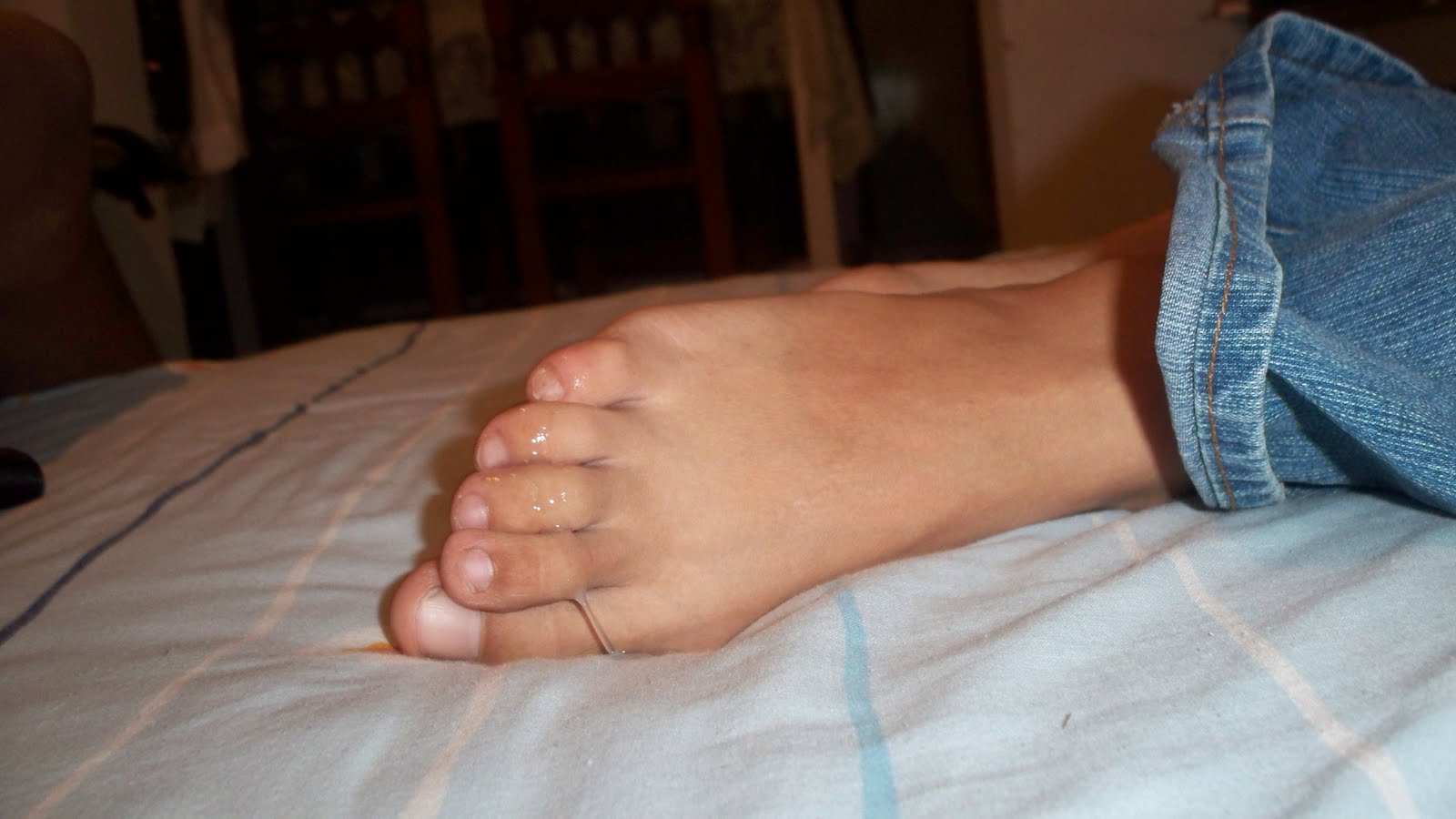 Tag Zone Feet She Fell Asleep during Toejob session.