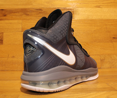Dr. Jays Stores: New Nike Lebron 8 V2 
