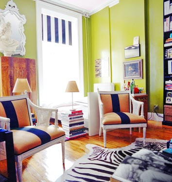 [nickolsenlivingroom.jpg]