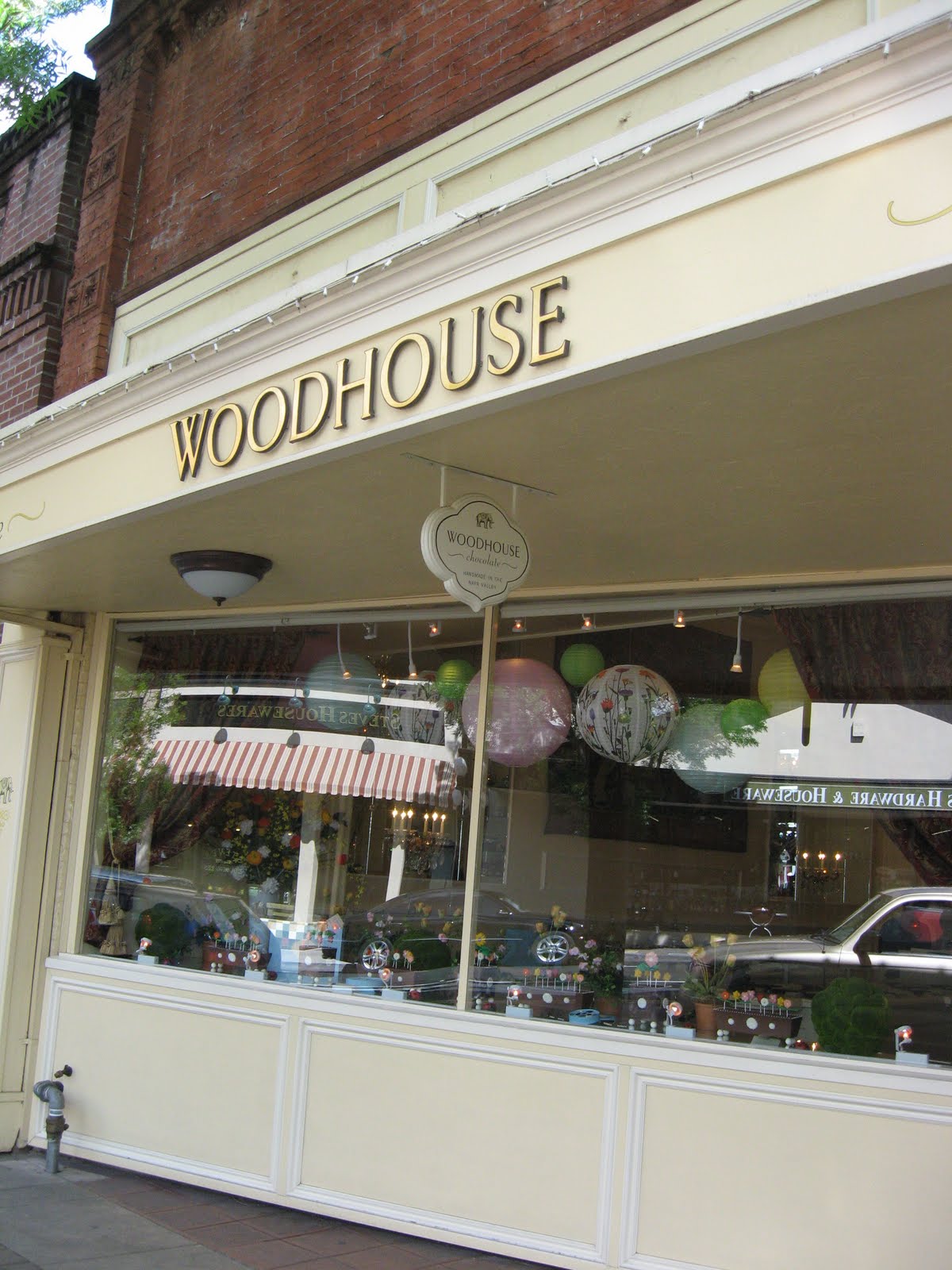 Mrs Peeks Farmhouse Woodhouse Chocolates