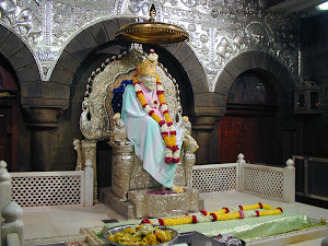 Sai Baba idol in Samadhi Mandir