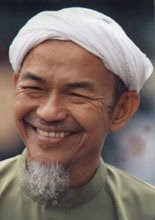 TOK GURU DATUK HAJI NIK ABDUL AZIZ NIK MAT