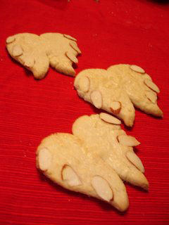 [Angel_Wing_Cookies[1].jpg]