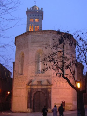 450px-Zaragoza_-_Iglesia_de_la_Magdalena_02.jpg