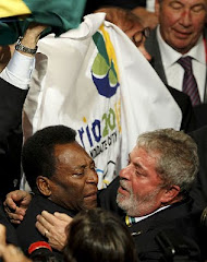 histórica foto que muestra a Pelé llorando con Lula