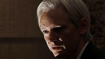 según la policía británica ha sido detenido Julian Assange propietario y principal operador de Wiki