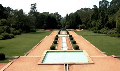 [a+Serralves.jpg]