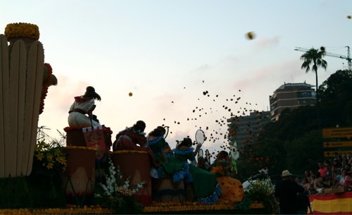 [BF+pleno+bombardeo.jpg]