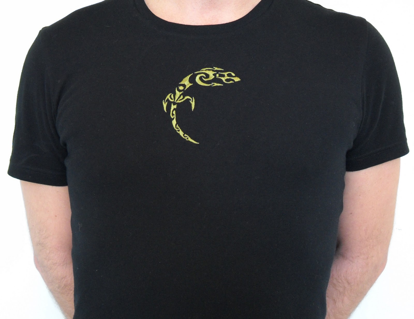 Phoenix Embroidery Tshirt ricamate