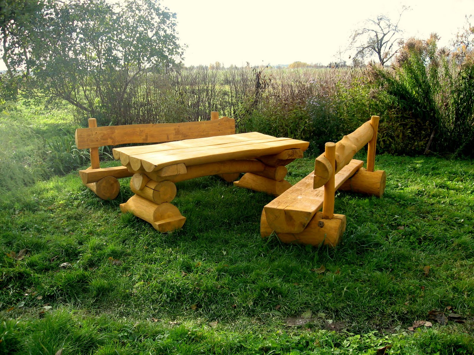Log type furniture