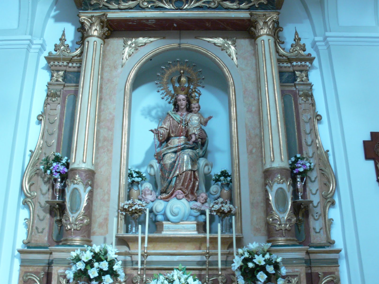 ROCIANA COFRADE Nuestra Señora del Santo Rosario en Rociana