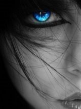 [blue-eye-emo.jpg]