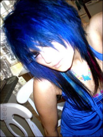 [blue-emo-hair.jpg]