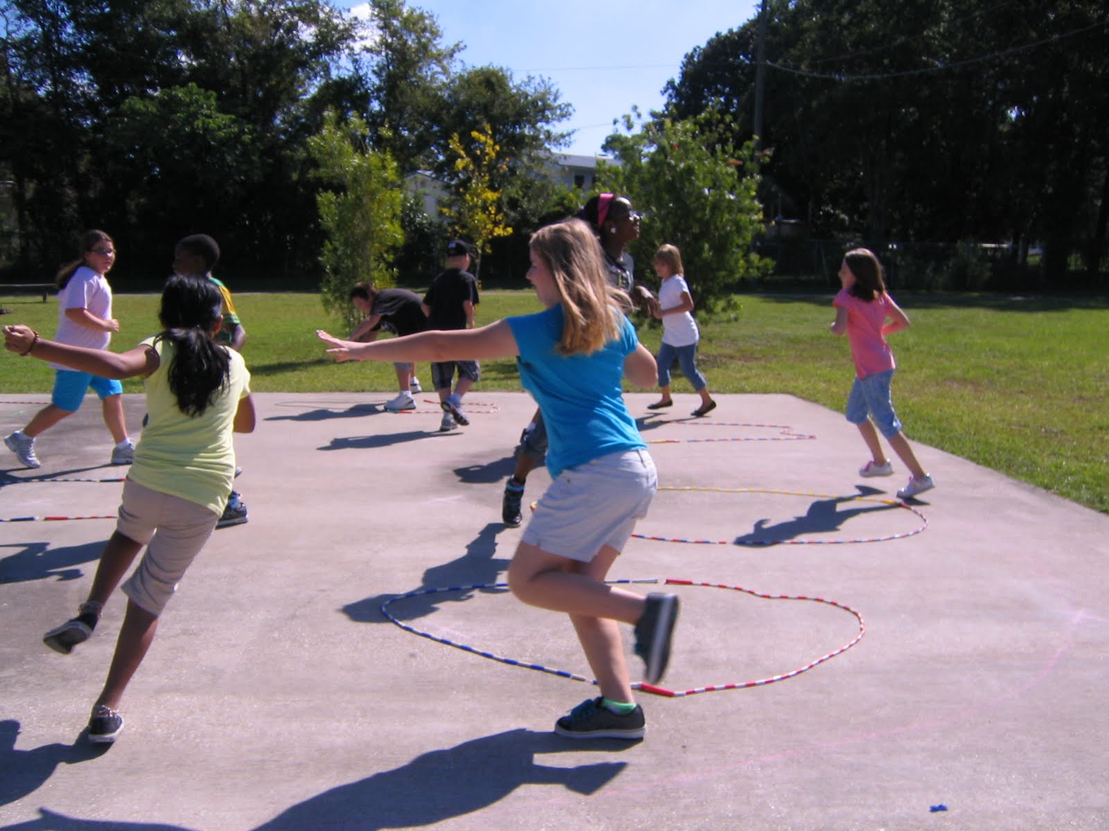 Lone Star Elementary P.E. Week 4 Ropes and Underhand Throwing