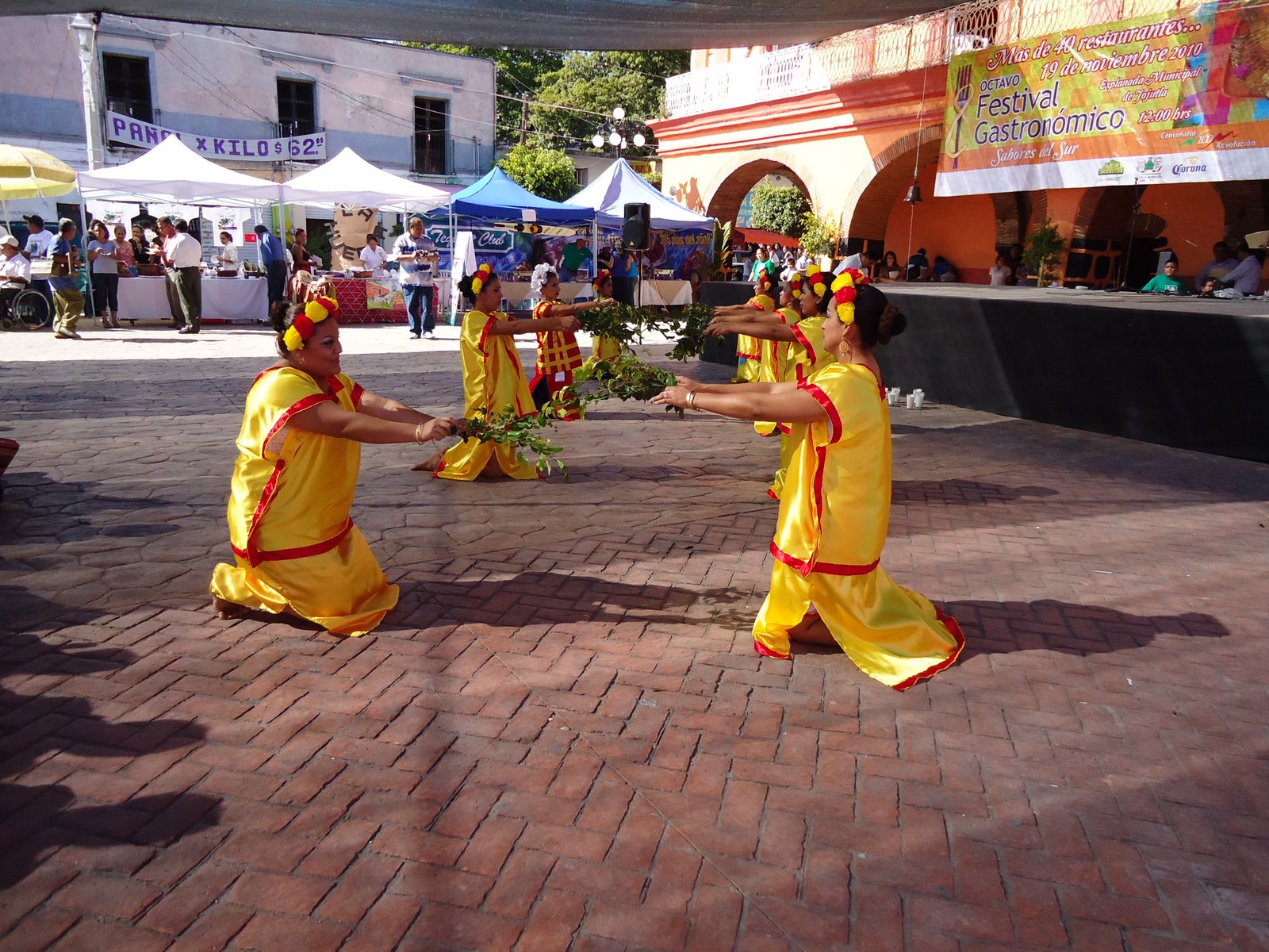 LA UNIDAD MORELOS JOJUTLA, TIERRA DONDE SE COME MUY SABROSO Fotos tomadas durante el VIII