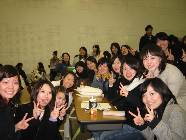 [hi-isome-hahah-japanese-people-LOVE-peace.jpg]