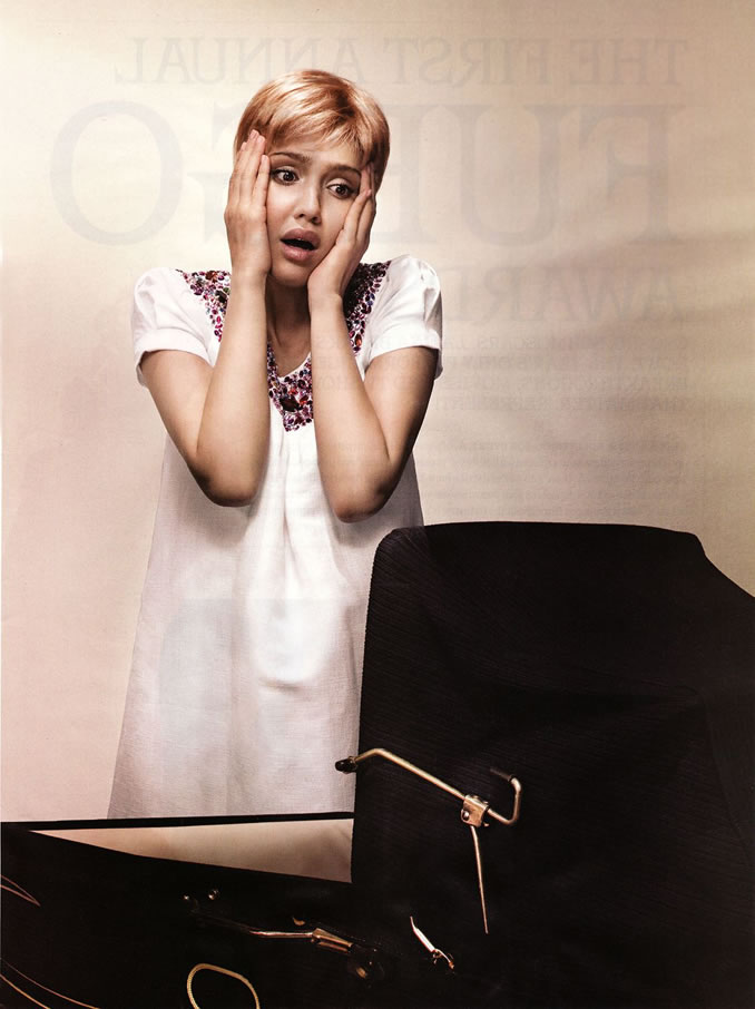 [jessicaalbaensaio_01.jpg]