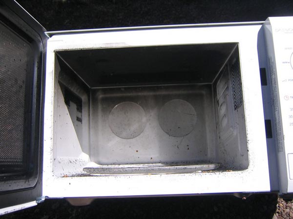 [microwave_cd_01.jpg]