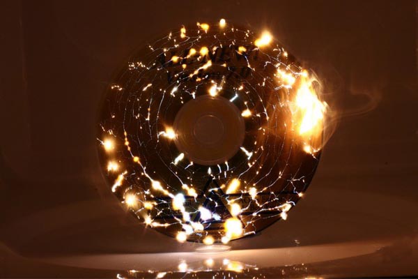 [microwave_cd_03.jpg]