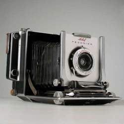 [cameras-antigas-e-35-mm.jpg]