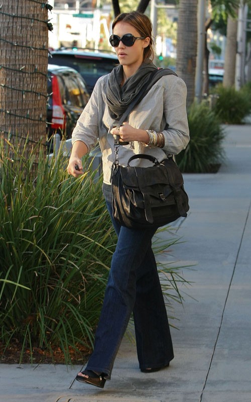Popular Celebrity News: Jessica Alba out and about in Beverly Hills