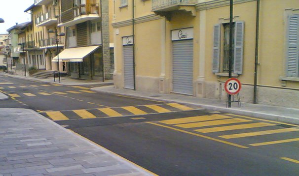[centro+dosso.jpg]