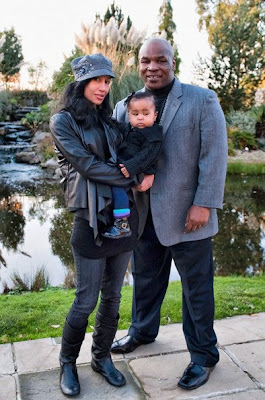 tyson mike london 2009 wife daughter exodus family trip his their year