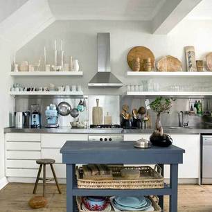 [openshelveskitchenLE.jpg]