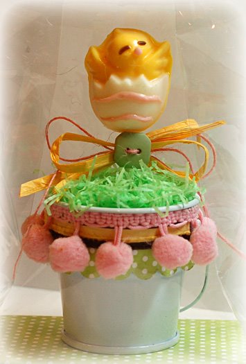 [VSchocolatebunnies1detail2_pp_aks.jpg]