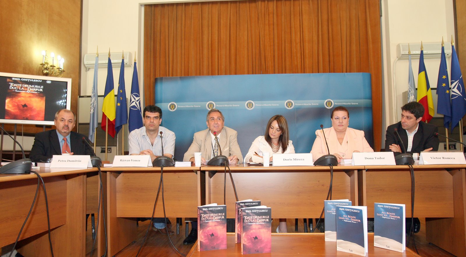 [mae+ghitulescu+voncu+roncea.jpg]