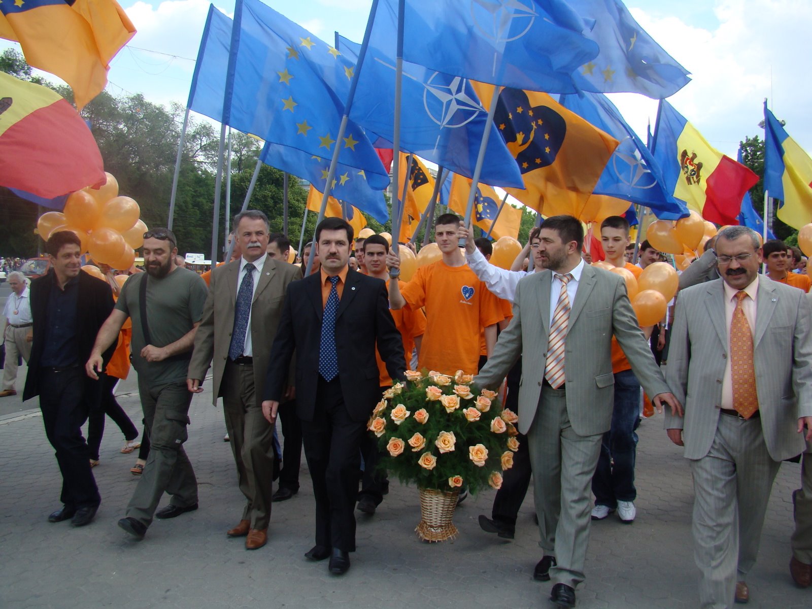 [chisinau+congresul+X+PPCD.JPG]