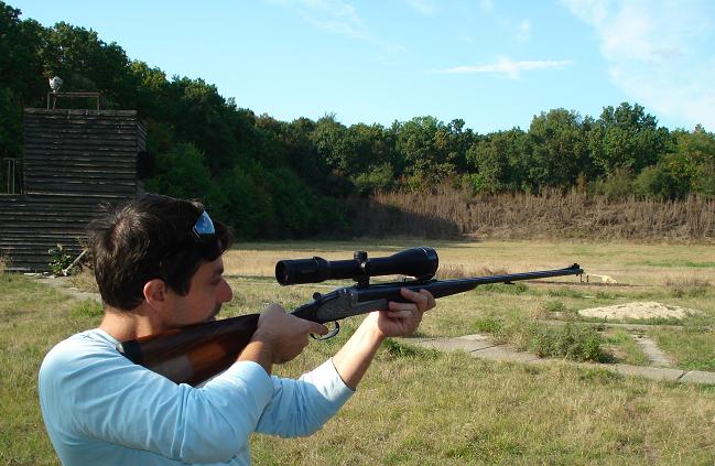 [Roncea+la+trageri.JPG]