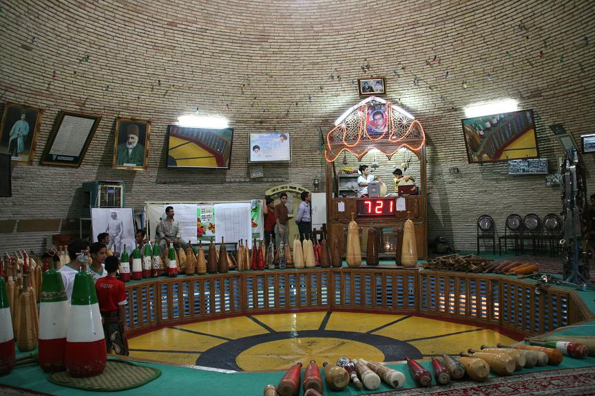 [3+wrestling+iran+roncea.JPG]