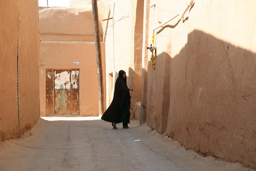 [24+Scena+Strada+Roncea+2.JPG]